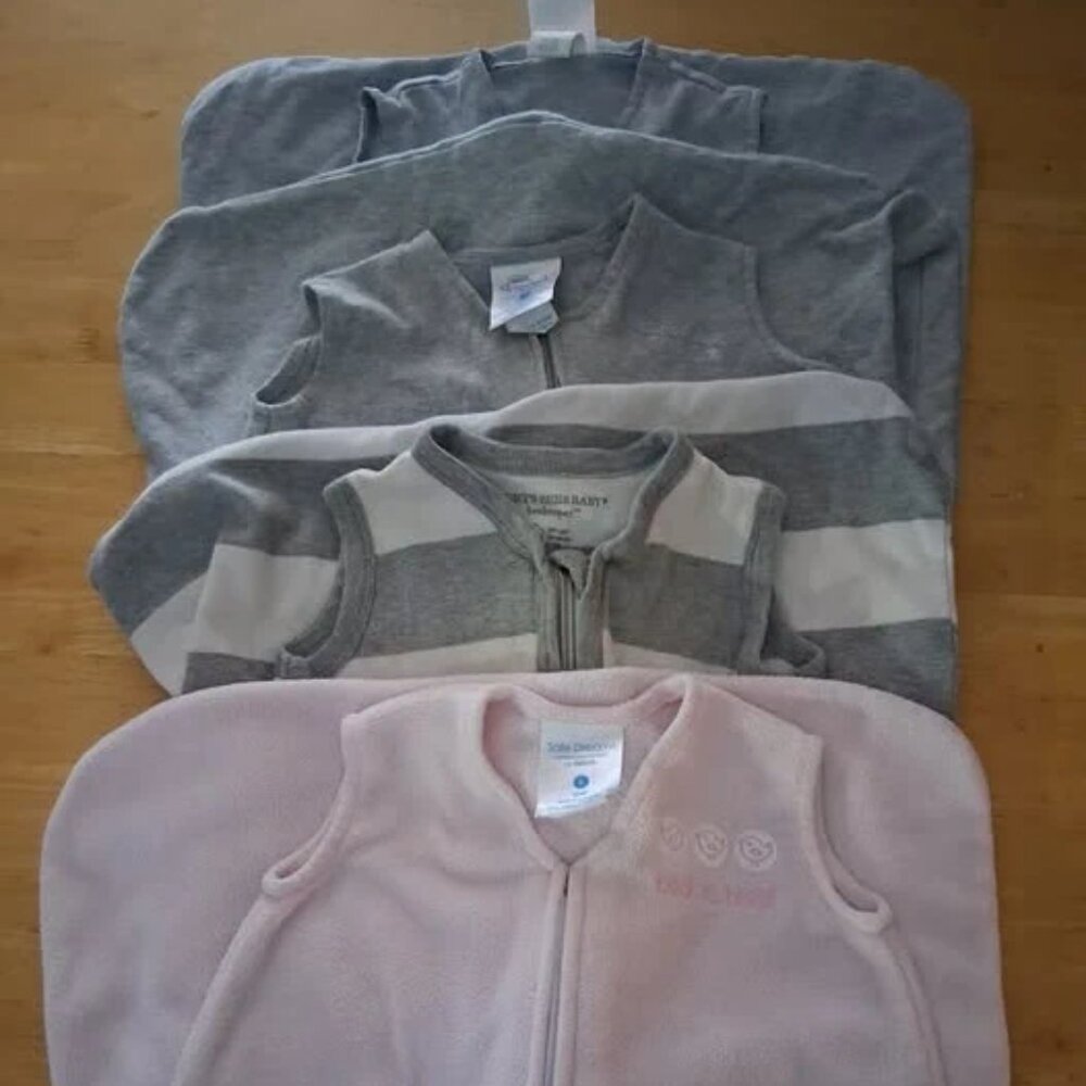 Halo and Burts Bees sleep sacks. sz 0-6mon.
